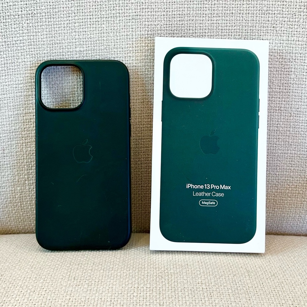 Apple iPhone 13 Pro Max Leather Case